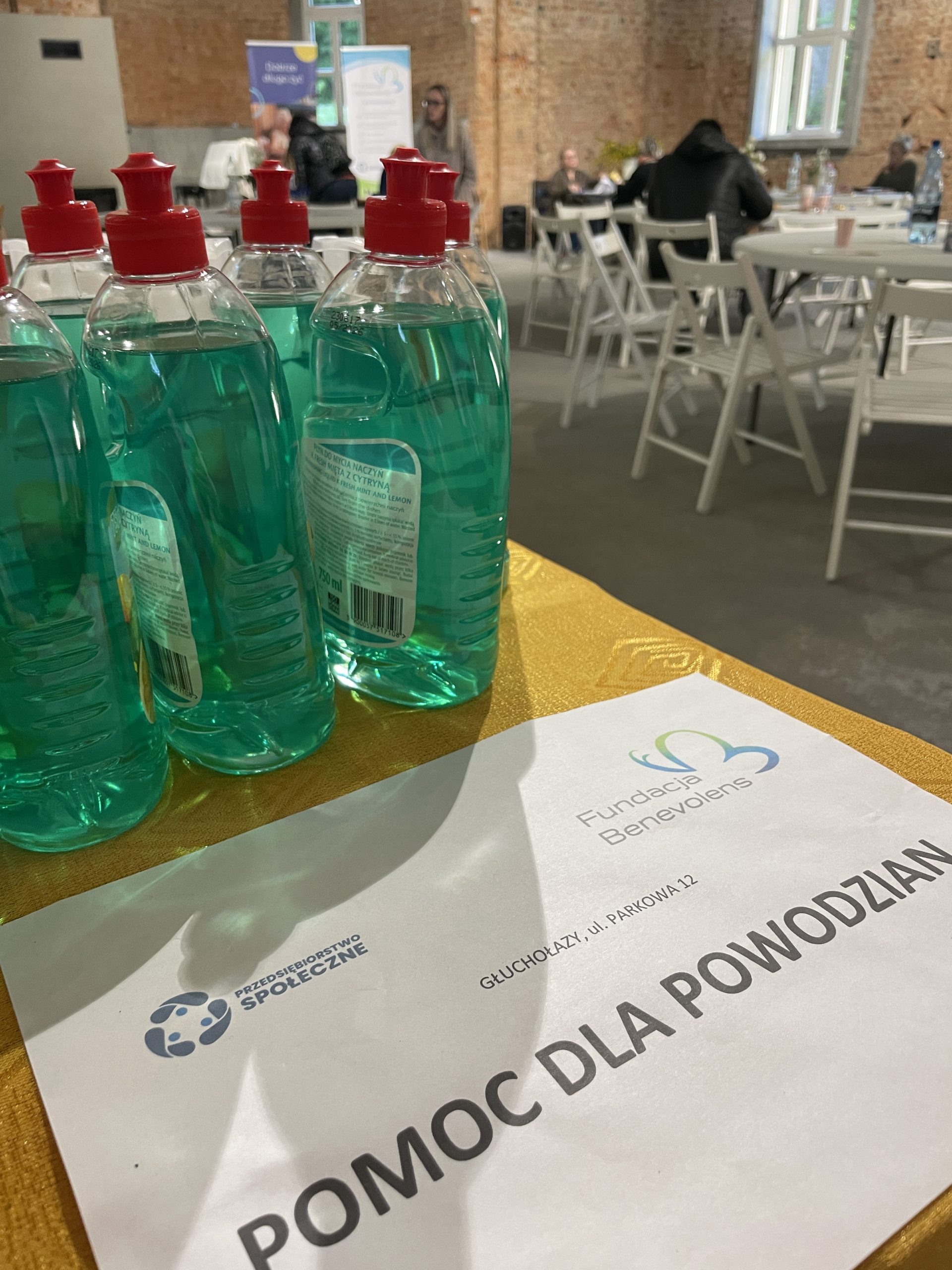 Pomoc poszkodowanym przez powódź 14