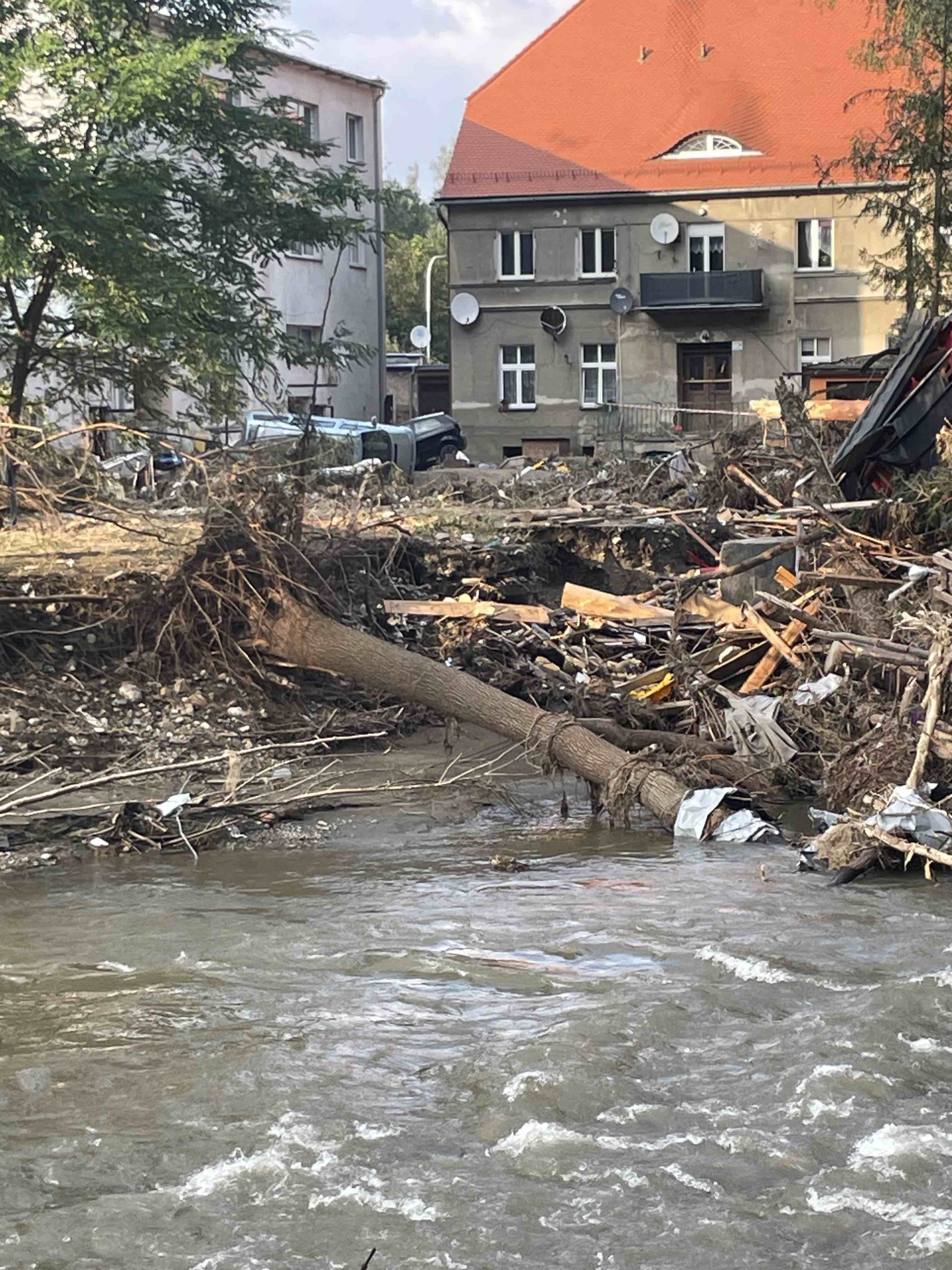 Pomoc poszkodowanym przez powódź